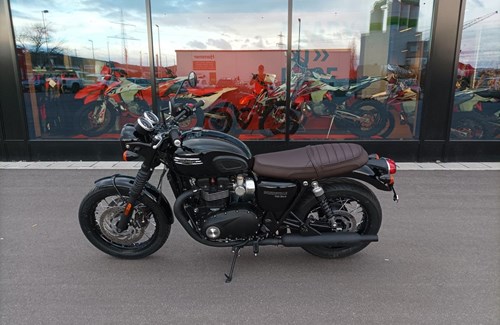 Neumotorrad Triumph Bonneville T120 Black
