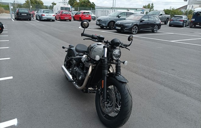 Triumph Bonneville Bobber