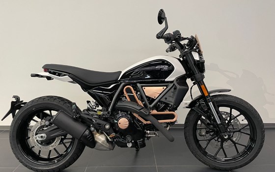 Neufahrzeug Ducati Scrambler 10° Anniversario Rizoma Edition - Bild 2