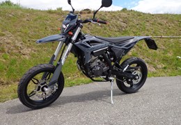 Neumotorrad Beta RR 125 4T Motard T X special edition