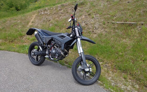 Neufahrzeug Beta RR 125 4T Motard T X special edition - Bild 5