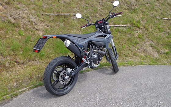 Neufahrzeug Beta RR 125 4T Motard T X special edition - Bild 6