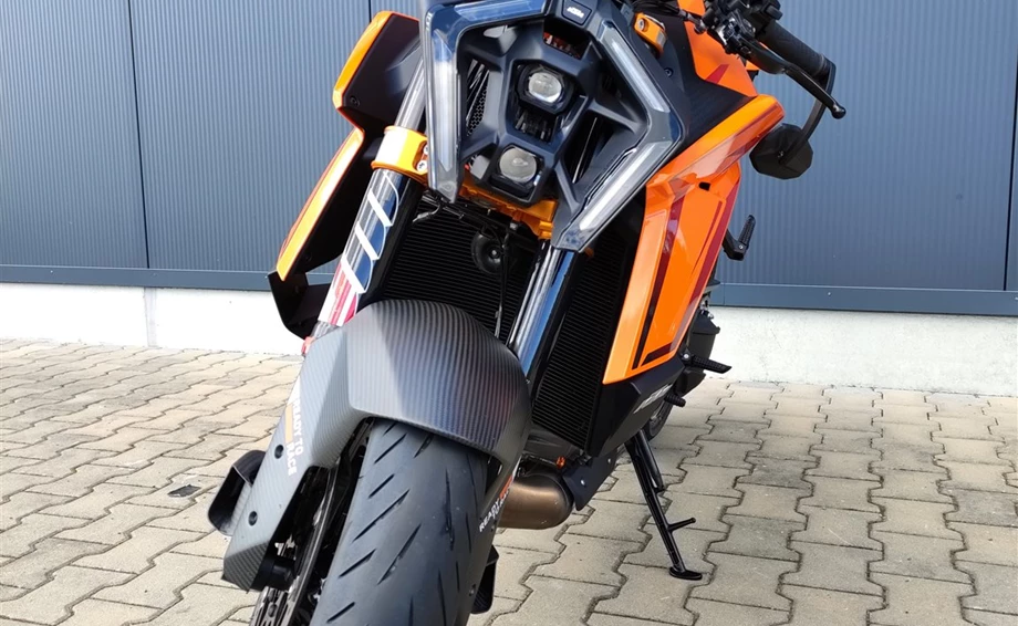 Angebot KTM 1390 Super Duke R Bild 3: Angebot KTM 1390 Super Duke R