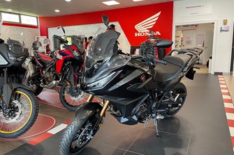 Honda NT1100 DCT Electronic Suspension