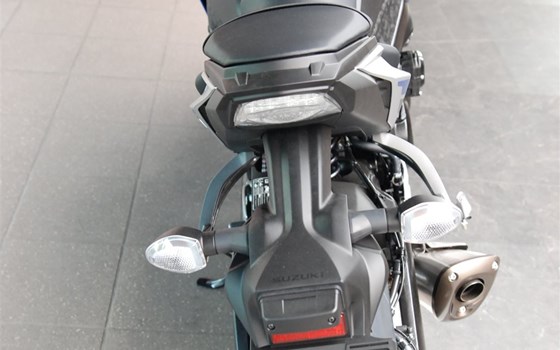 Neufahrzeug Suzuki GSX-S950 - Bild 12