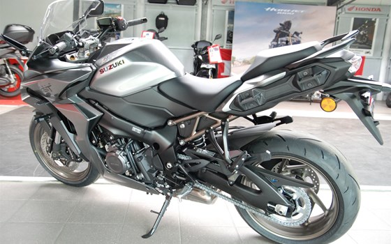 Neufahrzeug Suzuki GSX-S1000GT - Bild 7