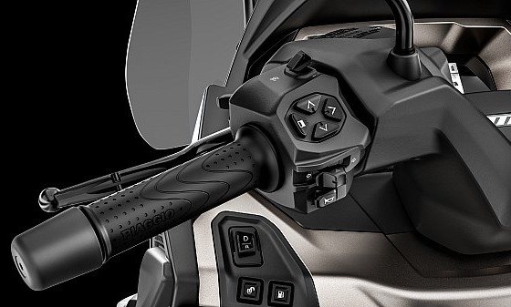 Neufahrzeug Piaggio MP3 530 HPE Exclusive - Bild 6