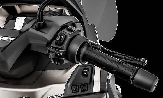 Neufahrzeug Piaggio MP3 530 HPE Exclusive - Bild 7