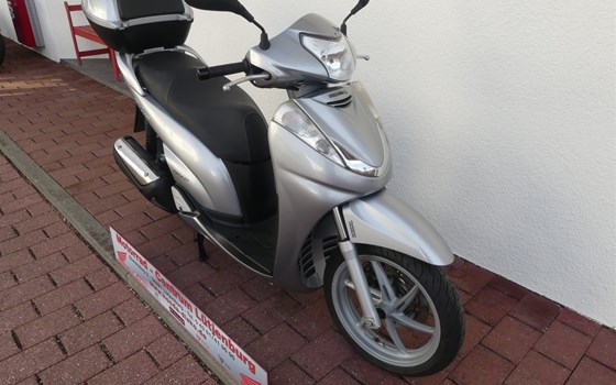 Gebrauchtmotorrad Honda SH125i - Bild 2
