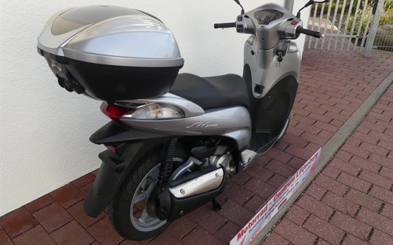 Gebrauchtmotorrad Honda SH125i - Bild 3