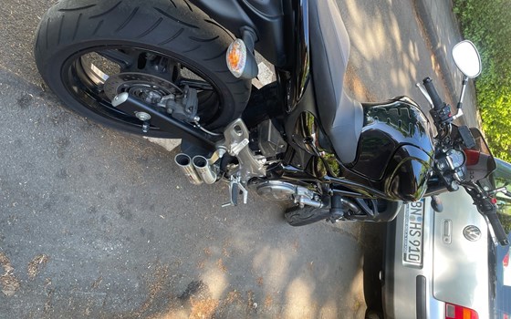 Gebrauchtmotorrad Suzuki SFV 650 Gladius - Bild 4