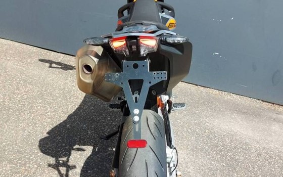 Gebrauchtmotorrad KTM 690 SMC R - Bild 4