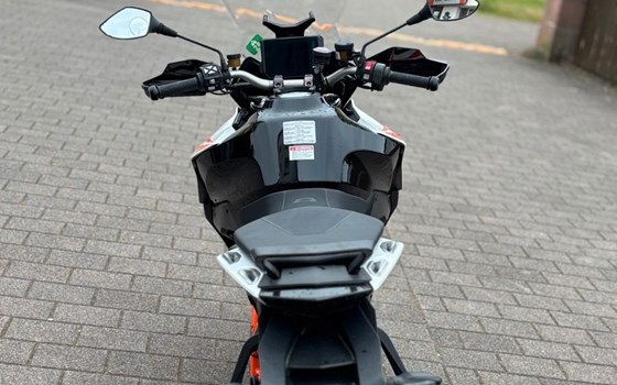 Gebrauchtmotorrad KTM 1290 Super Duke GT - Bild 4