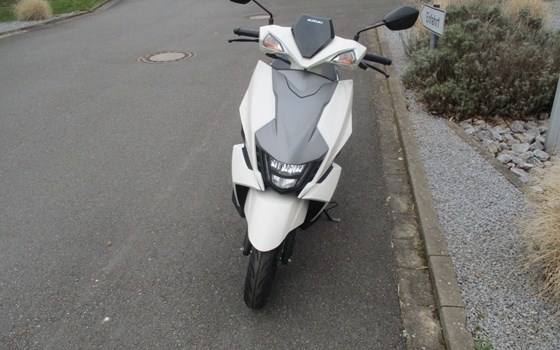 Neufahrzeug Suzuki Avenis 125 - Bild 4