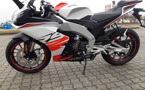 Neufahrzeug Aprilia RS 125 ABS - Bild 2