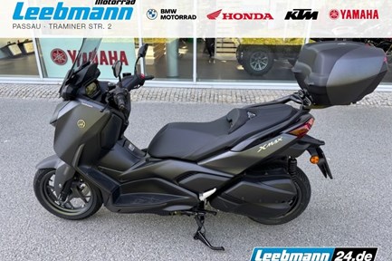 Yamaha XMAX 300