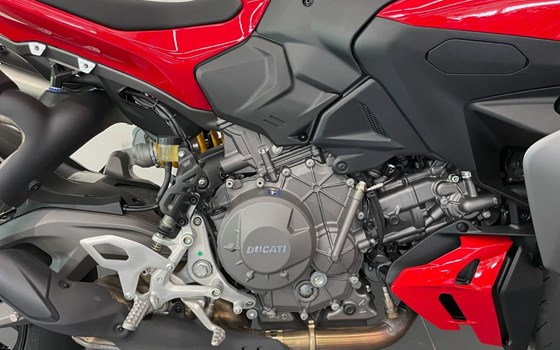 Neufahrzeug Ducati Streetfighter V2 S - Bild 7