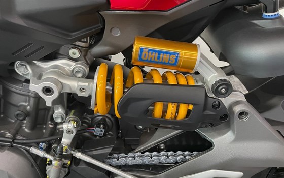 Neufahrzeug Ducati Streetfighter V2 S - Bild 9