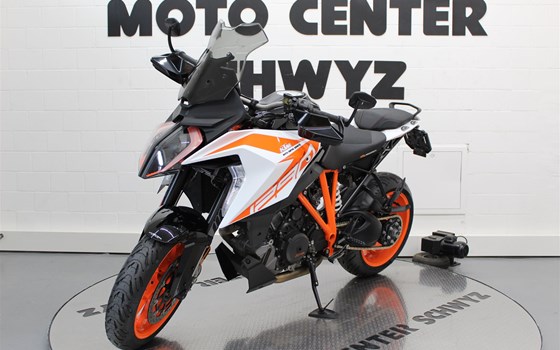 Motorrad Occasion KTM 1290 Super Duke GT - Bild 4