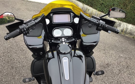 Gebrauchtmotorrad Harley-Davidson Road Glide FLTR - Bild 11