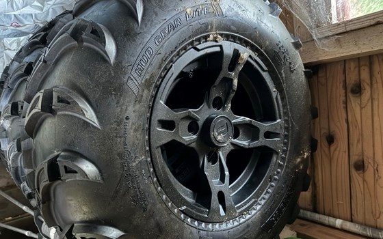 Gebrauchtmotorrad CFMOTO UForce 600 - Bild 3 Gebrauchtmotorrad CFMOTO UForce 600 - Bild 3