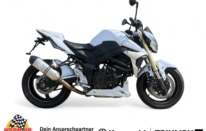 Suzuki GSR 750