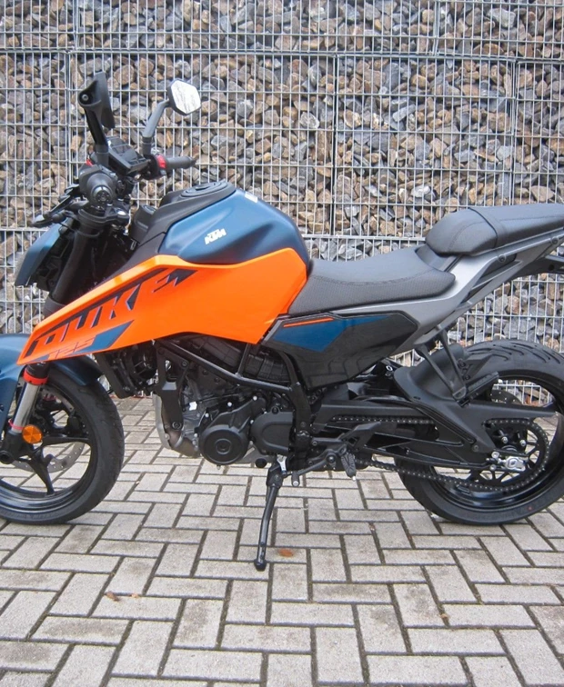 KTM 125 Duke<br />/ Aktion /