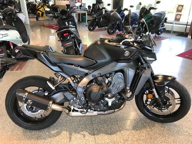 Yamaha MT-09 Y-AMT 35kW
