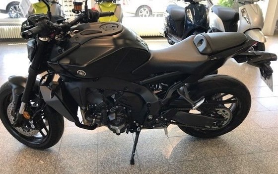 Gebrauchtmotorrad Yamaha MT-09 Y-AMT 35kW - Bild 2