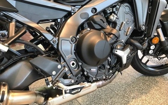 Gebrauchtmotorrad Yamaha MT-09 Y-AMT 35kW - Bild 4