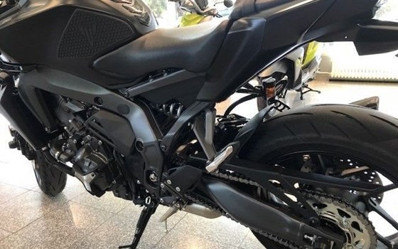 Gebrauchtmotorrad Yamaha MT-09 Y-AMT 35kW - Bild 9