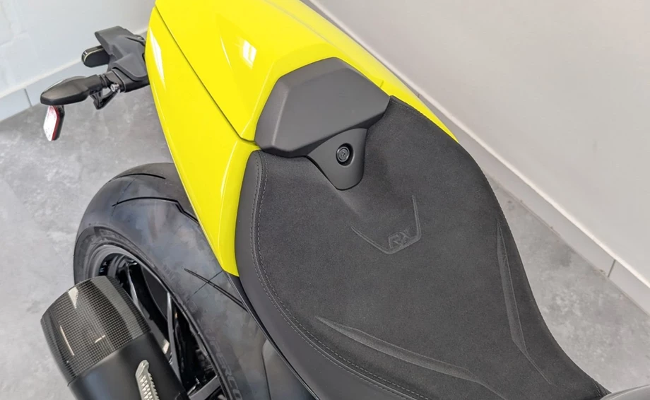 Angebot Triumph Speed Triple 1200 RX Bild 12: Angebot Triumph Speed Triple 1200 RX