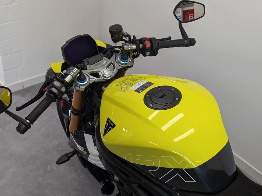 Angebot Triumph Speed Triple 1200 RX Bild 9: Angebot Triumph Speed Triple 1200 RX