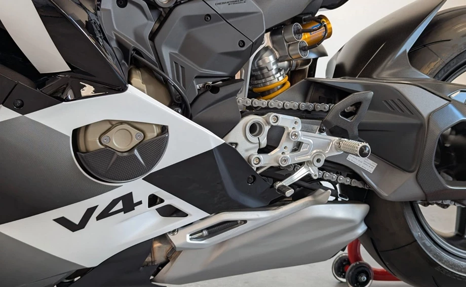 Angebot Ducati Panigale V4 Tricolore Bild 11: Angebot Ducati Panigale V4 Tricolore