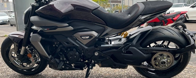 Ducati XDiavel V4
