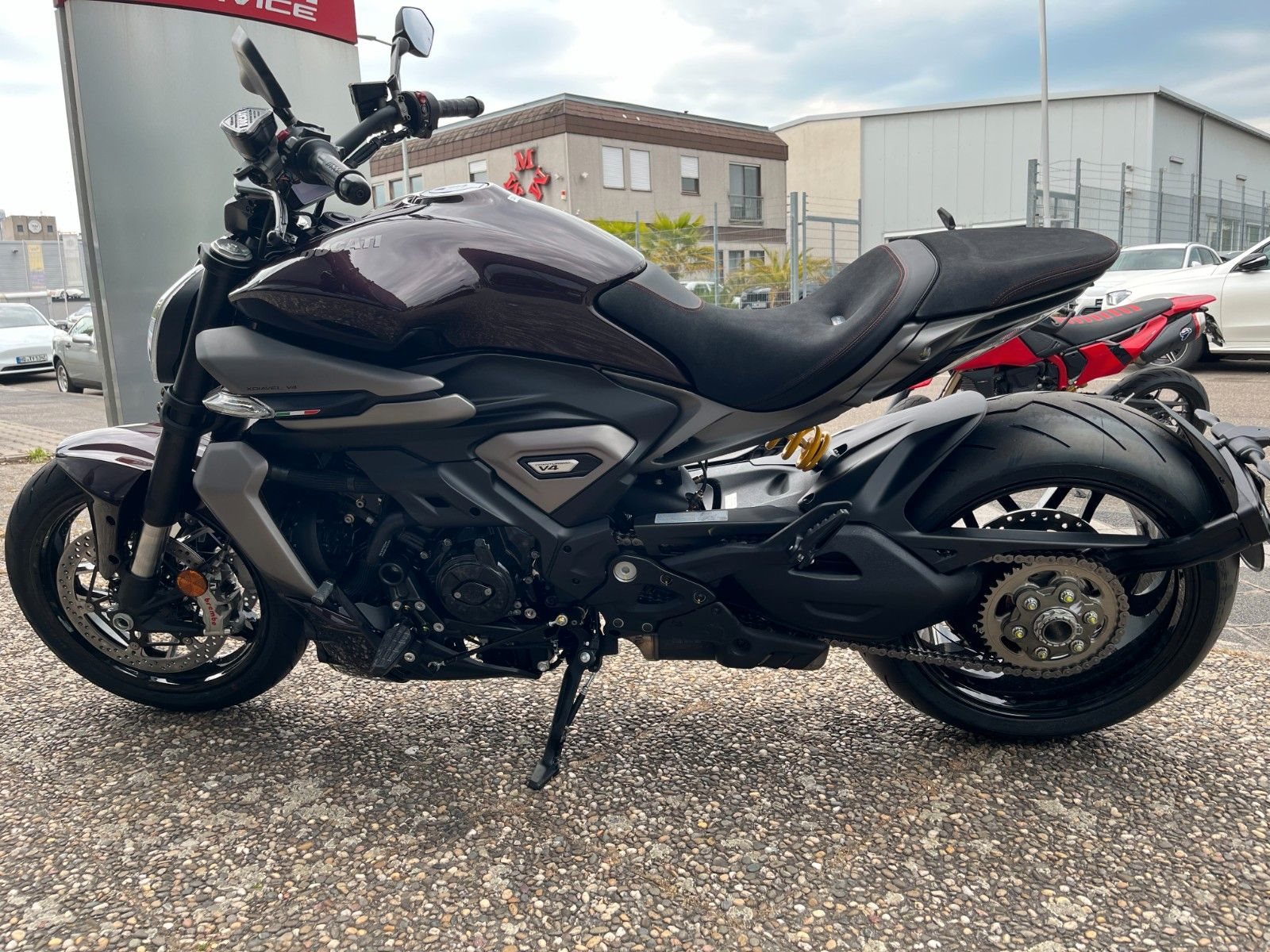 Ducati XDiavel V4 