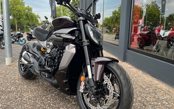 Gebrauchtmotorrad Ducati XDiavel V4 - Bild 6