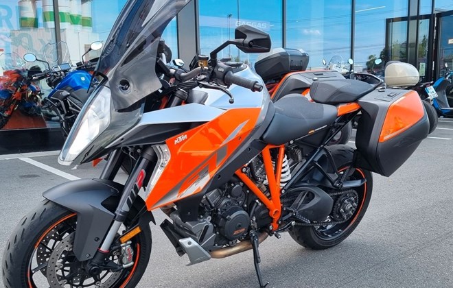 KTM 1290 Super Duke GT