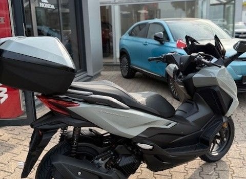 Neufahrzeug Honda Forza 125 - Bild 11