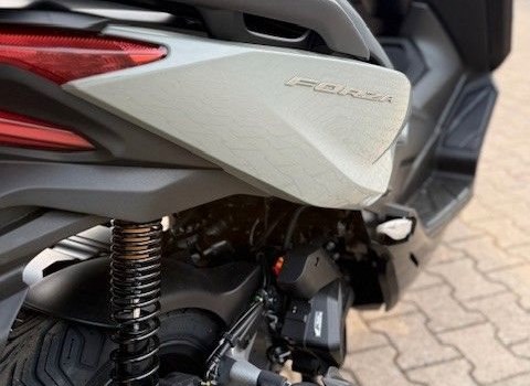 Neufahrzeug Honda Forza 125 - Bild 16