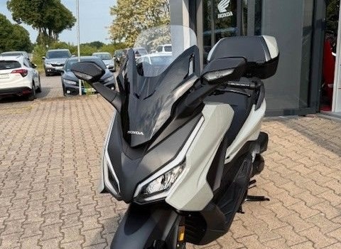 Neufahrzeug Honda Forza 125 - Bild 4