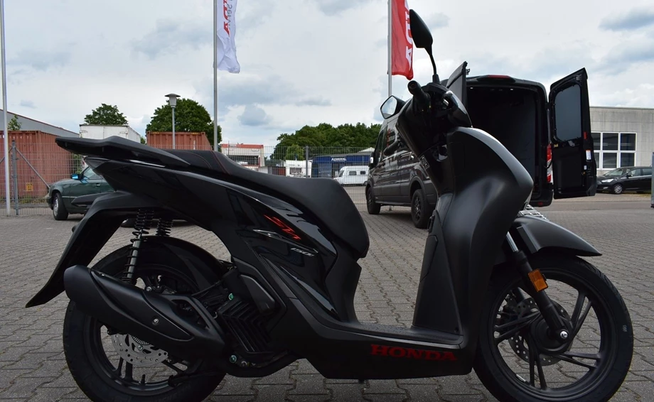 Angebot Honda SH150i Bild 3: Angebot Honda SH150i