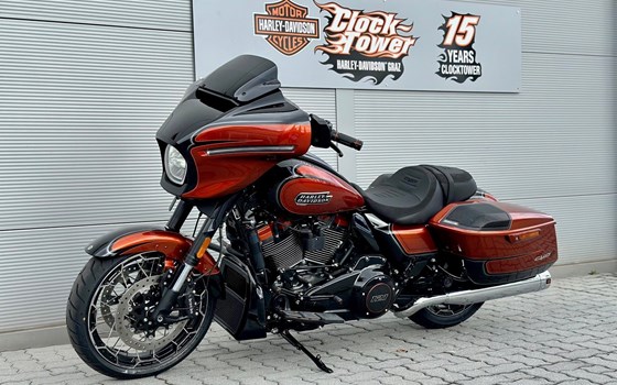 Gebrauchtmotorrad Harley-Davidson CVO Street Glide FLHXSE - Bild 4 Gebrauchtmotorrad Harley-Davidson CVO Street Glide FLHXSE - Bild 4