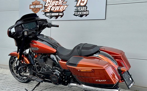 Gebrauchtmotorrad Harley-Davidson CVO Street Glide FLHXSE - Bild 5 Gebrauchtmotorrad Harley-Davidson CVO Street Glide FLHXSE - Bild 5