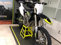 Triumph TF 250-X