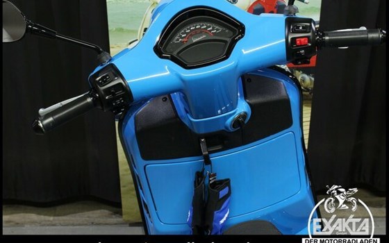 Neufahrzeug Vespa GTS 125 Super Sport - Bild 12