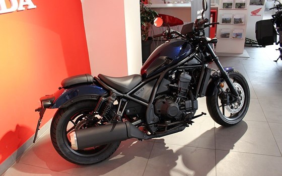 Neufahrzeug Honda CMX1100 Rebel DCT - Bild 3 Neufahrzeug Honda CMX1100 Rebel DCT - Bild 3