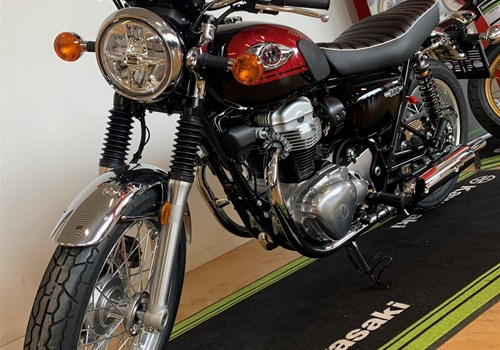 Kawasaki W800