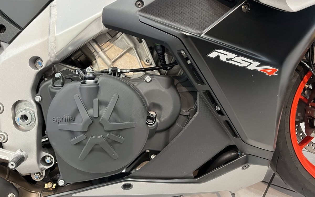 Angebot Aprilia RSV4 1100