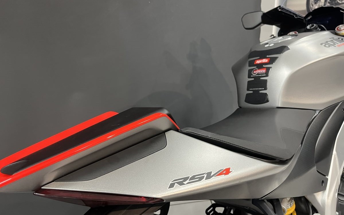 Angebot Aprilia RSV4 1100